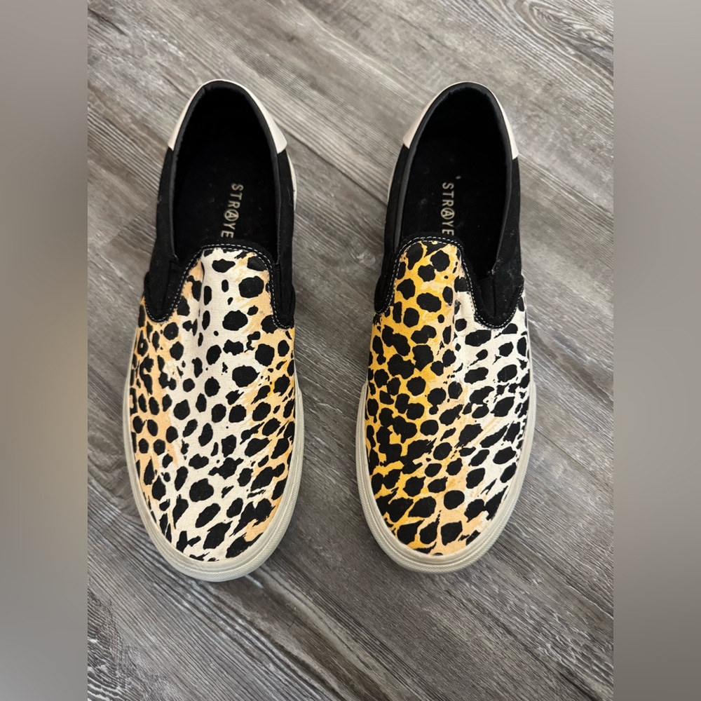 Straye Slip Ons